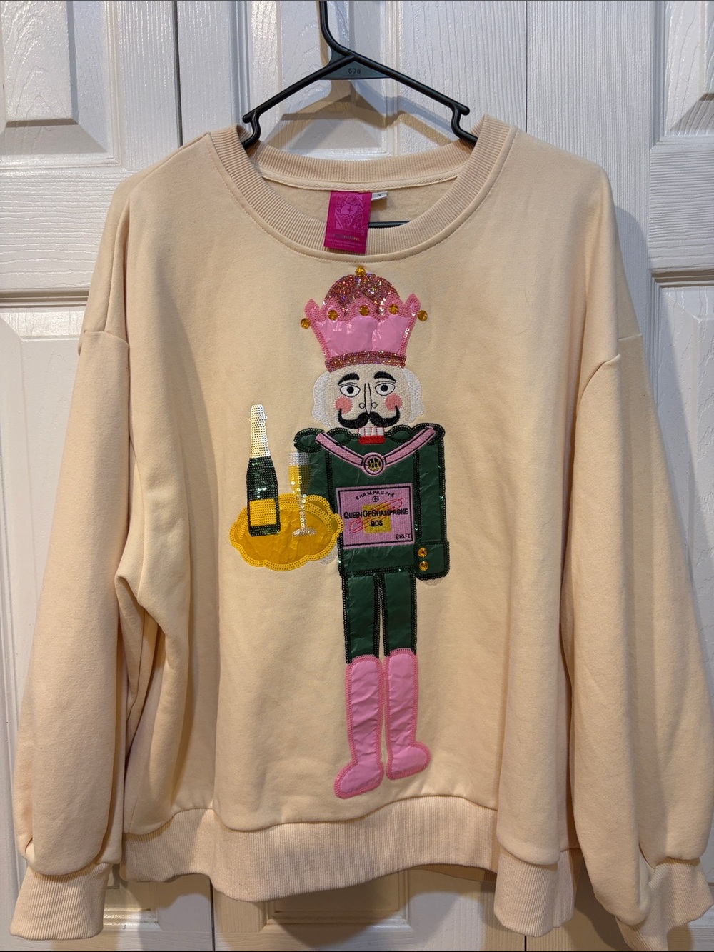 QUEEN OF SPARKLES Cream Sweatshirt with Pink & Gold Sequin Detail. Sz. Small